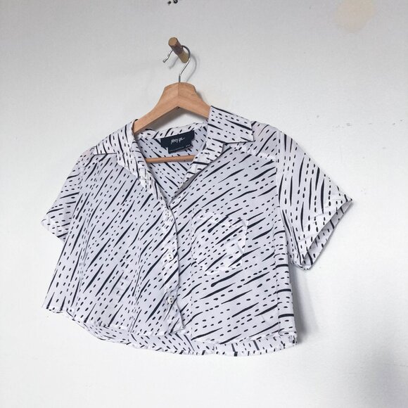 Nasty Gal Black and White Button Down Shirt - Picture 3 of 12